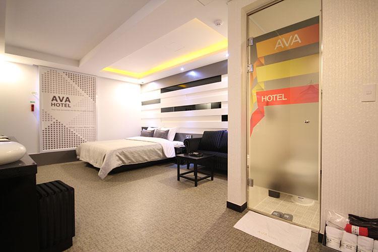 H Moment Hotel Songjeong Пусан Экстерьер фото