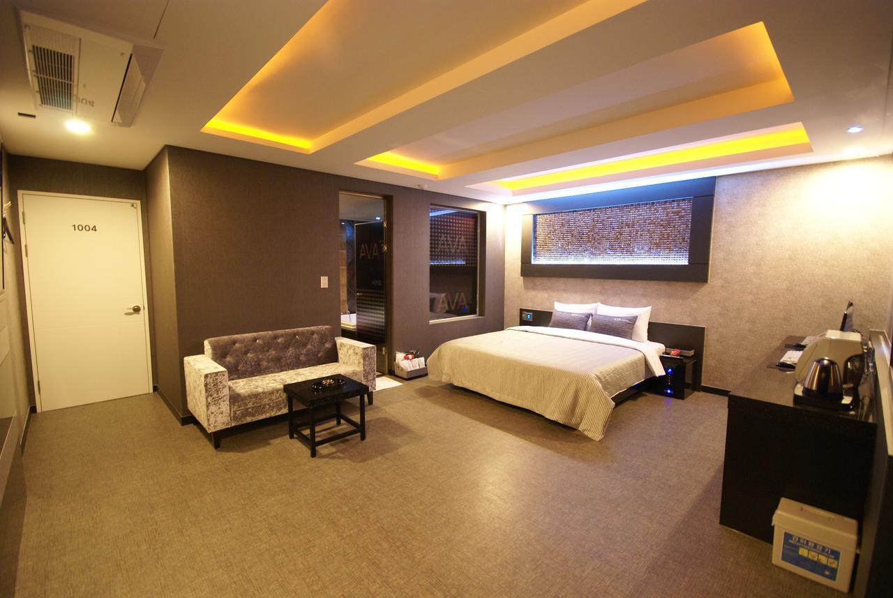 H Moment Hotel Songjeong Пусан Экстерьер фото
