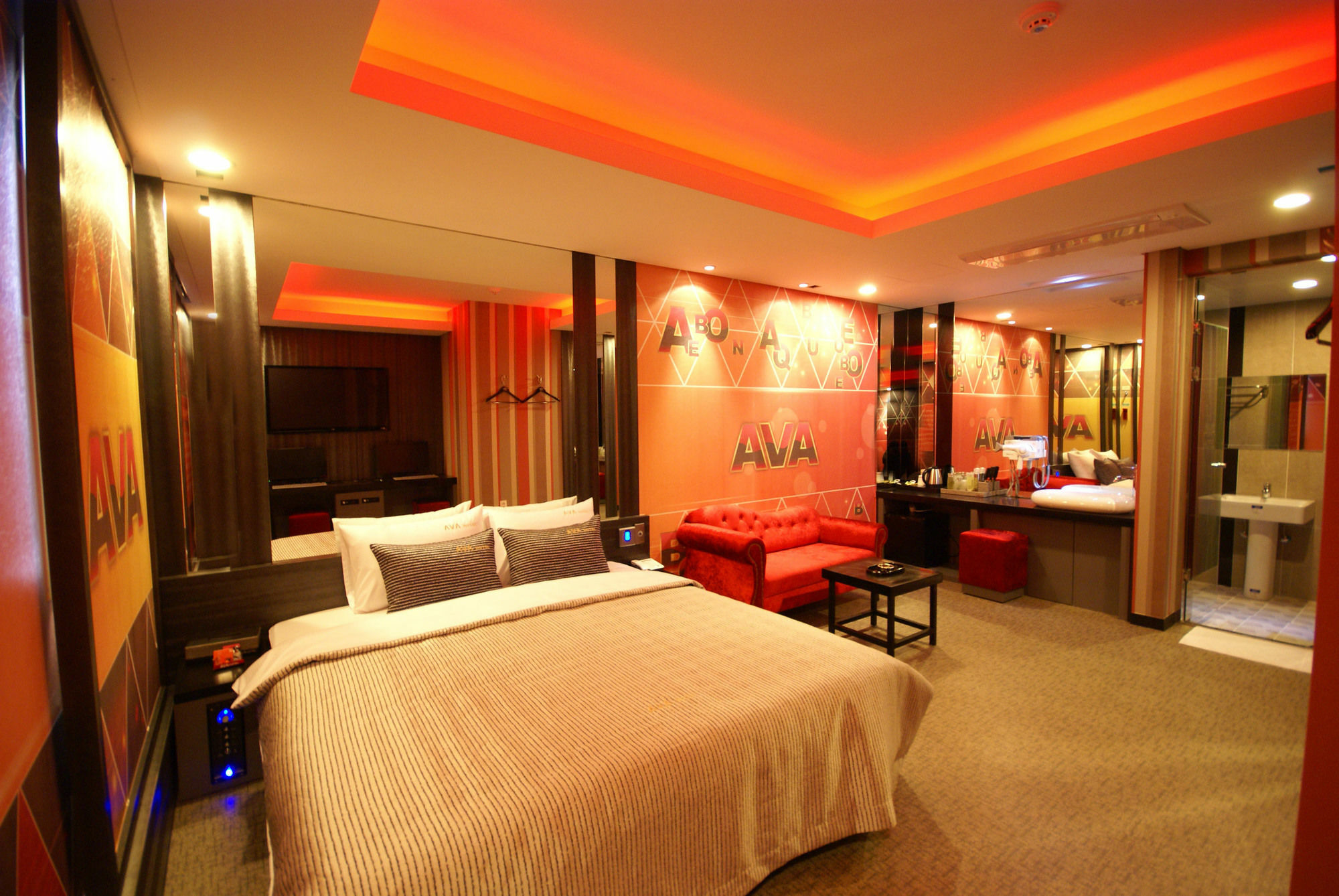 H Moment Hotel Songjeong Пусан Экстерьер фото
